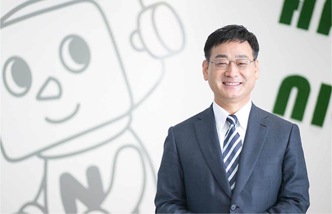 株式会社ナベカヰ 代表取締役 渡邊 龍一 株式会社ナベカヰ 代表取締役 渡邊 龍一
